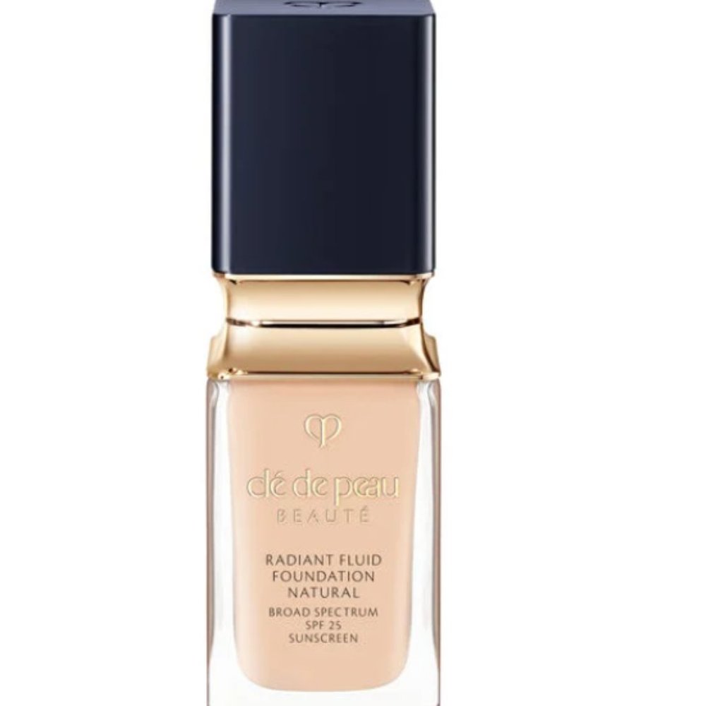 Clé De Peau Radiant Fluid Foundation Natural in I10